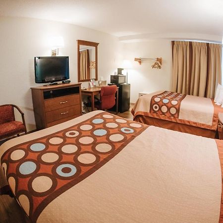 Motel Super 8 By Wyndham Danbury Exterior foto